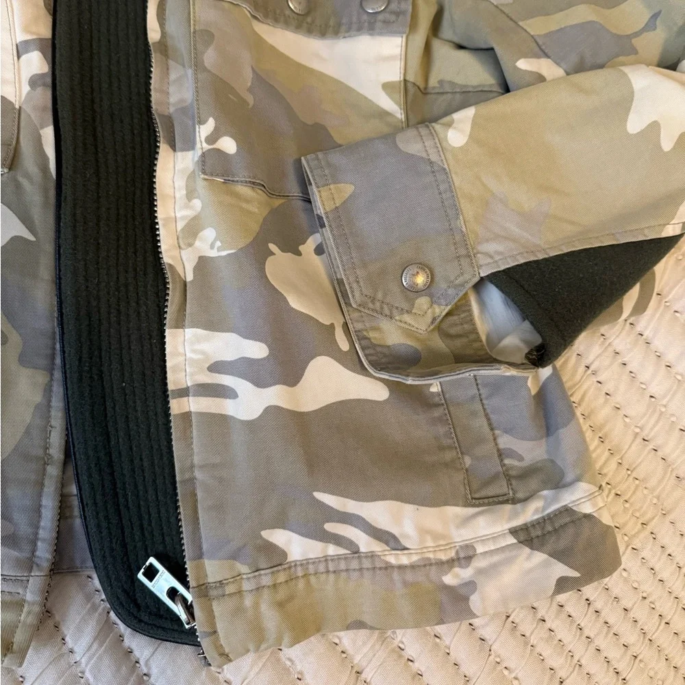 Zadig & Voltaire "Kavy" camo jacket with "Sunshine" embroidery - Picture 3 of 6